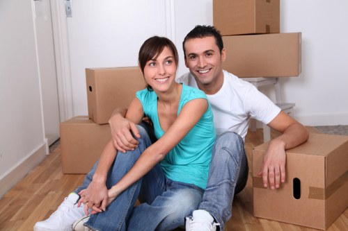 Mobile self storage unit delivered to a Belgravia home